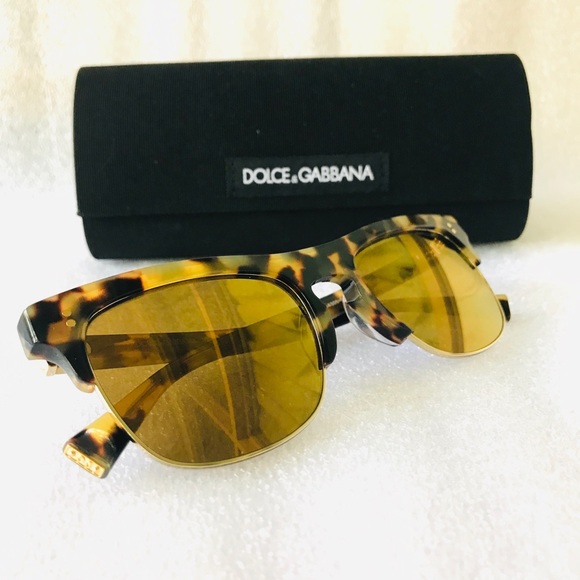 Unisex Dolce & Gabbana Sunglasses - Picture 2 of 9
